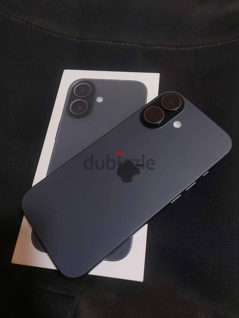 Apple - iPhone 17 6