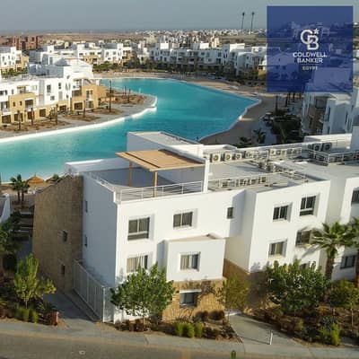 شاليه غرفتين بمقدم 5% بس متشطبه بالكامل بالتكييفات فيو مباشر علي كريستال لاجون من حسن علام "سوان ليك" الجونه | البحر الأحمر