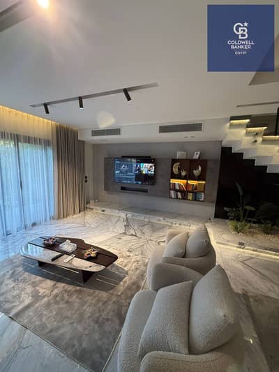 Townhouse in Hyde Park Central with only a 10% down payment, in a prime location in the heart of the Sixth District – New Cairo.