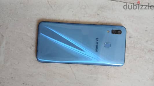 Samsung A30