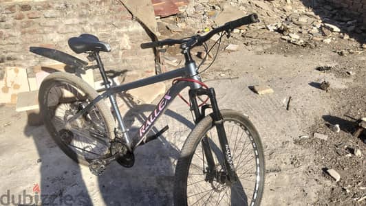 عجله مقاس 29 العجله ما فيهاش اي حاجه شغاله كويس السعر 4500
