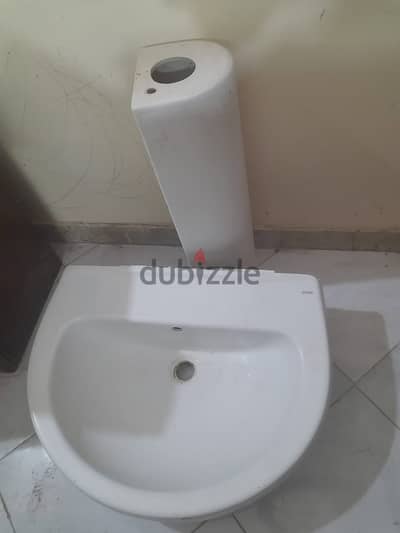 حوض وش بحالة جيدة جدا
