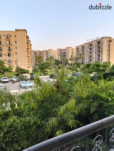 99m apartment for rent in Al-Rehab 2 - First floor - next to the Eastern Market = in front of Osman Mosque - vacant for rent