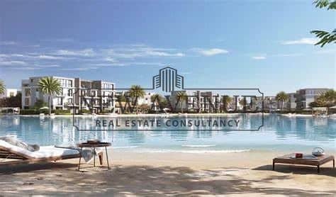 شاليه في الطابق الأرضي بمشروع(Silver Sands) في منطقة سيدي حنيش؛ يتميز بموقع متميز وتشطيب كامل شامل التكييفات