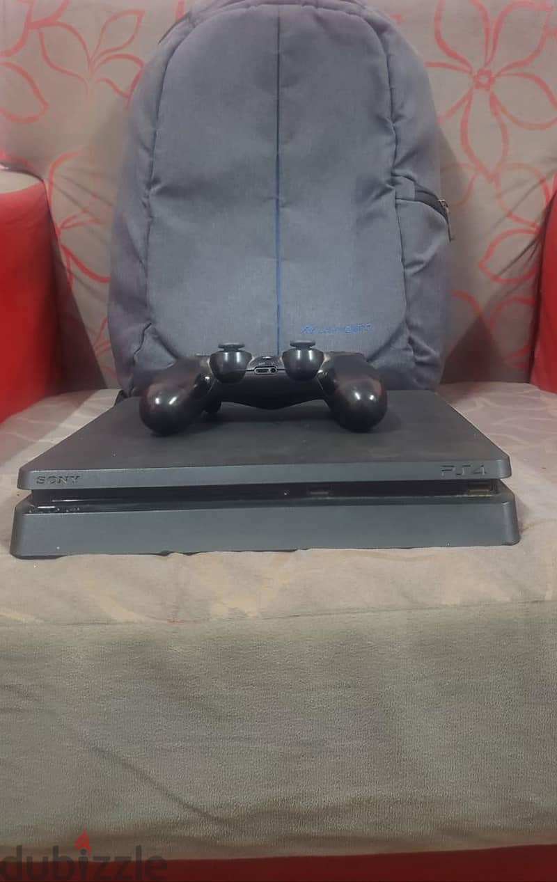 Playstation 4 slim 1