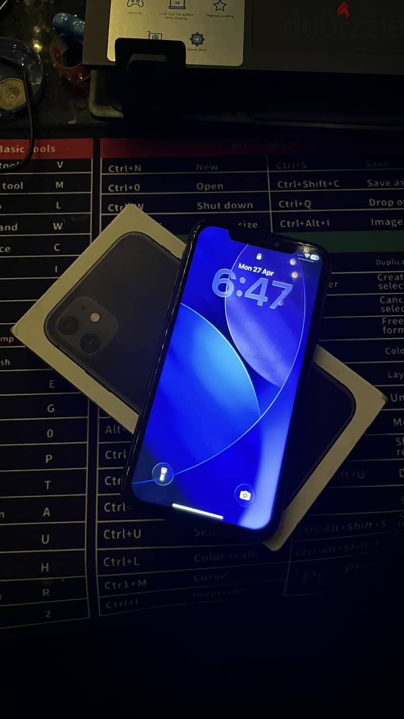 Apple - iPhone 11 3