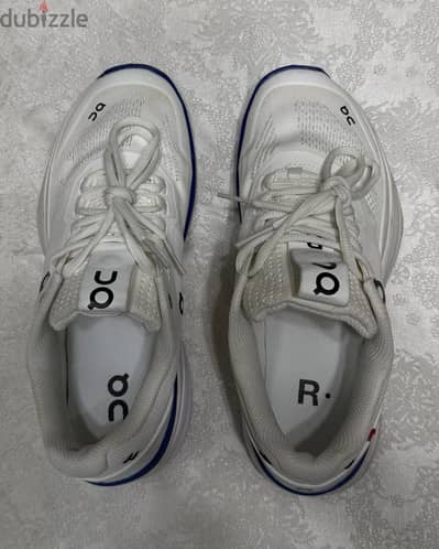 On cloud shoes size 41