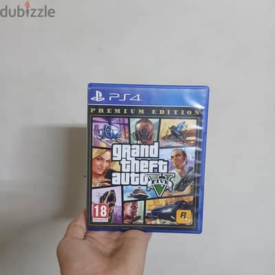 قرص GTA V للبيع