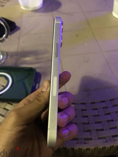 Apple - iPhone 13