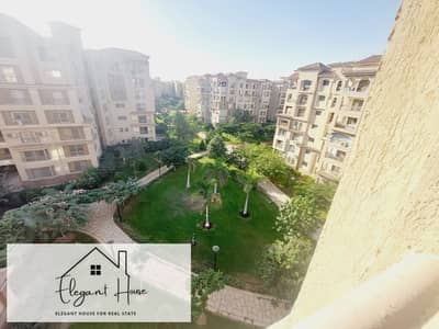 260 square meter apartment for sale in B2 area in Madinaty next to the club and service area