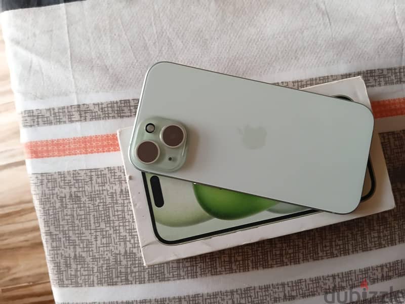 Apple - iPhone 15 1