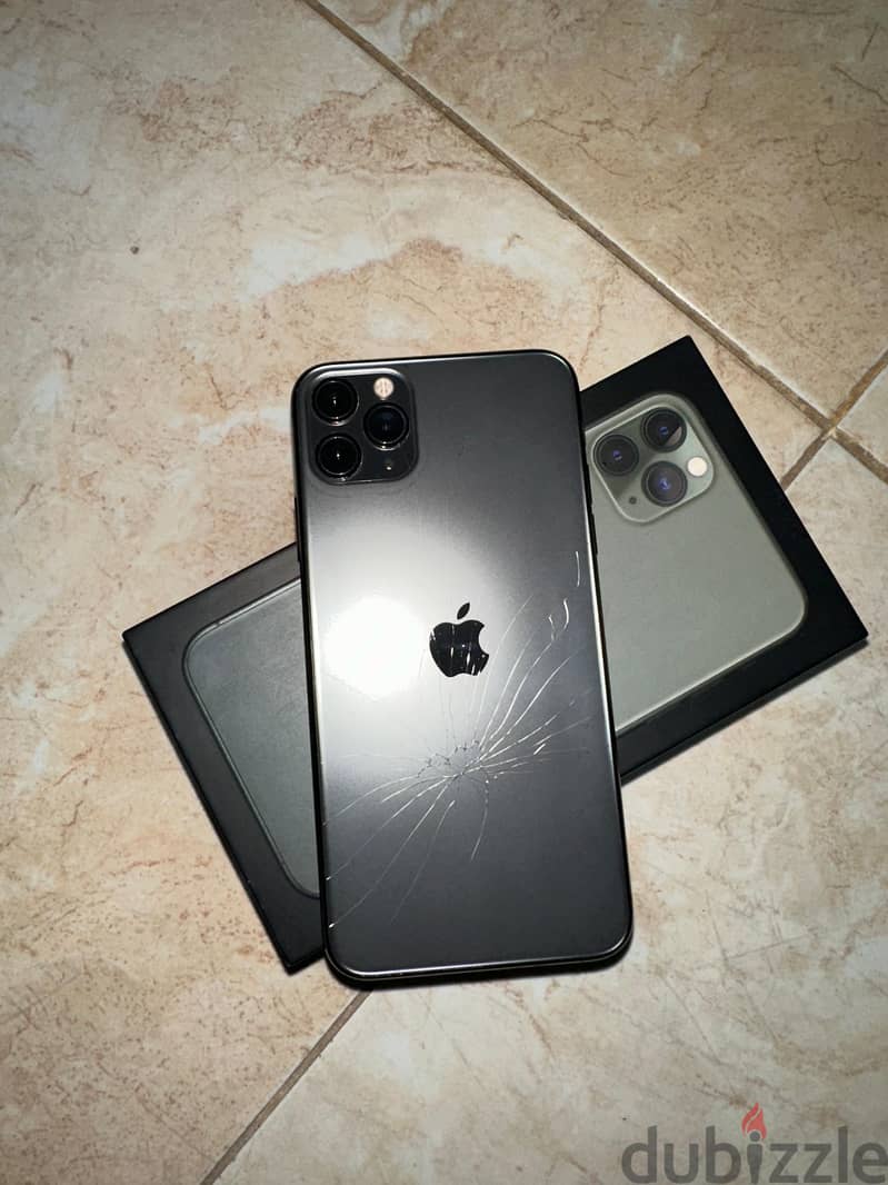 Apple - iPhone 11 Pro Max 2