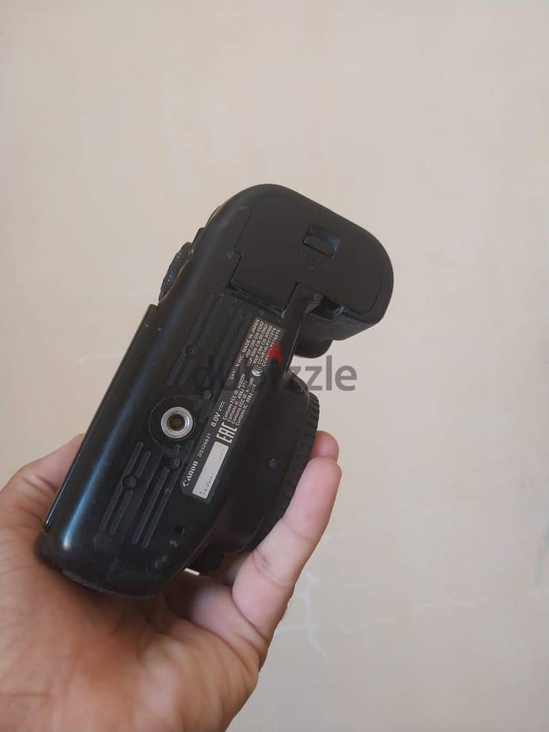 canon 6D mark 2 2