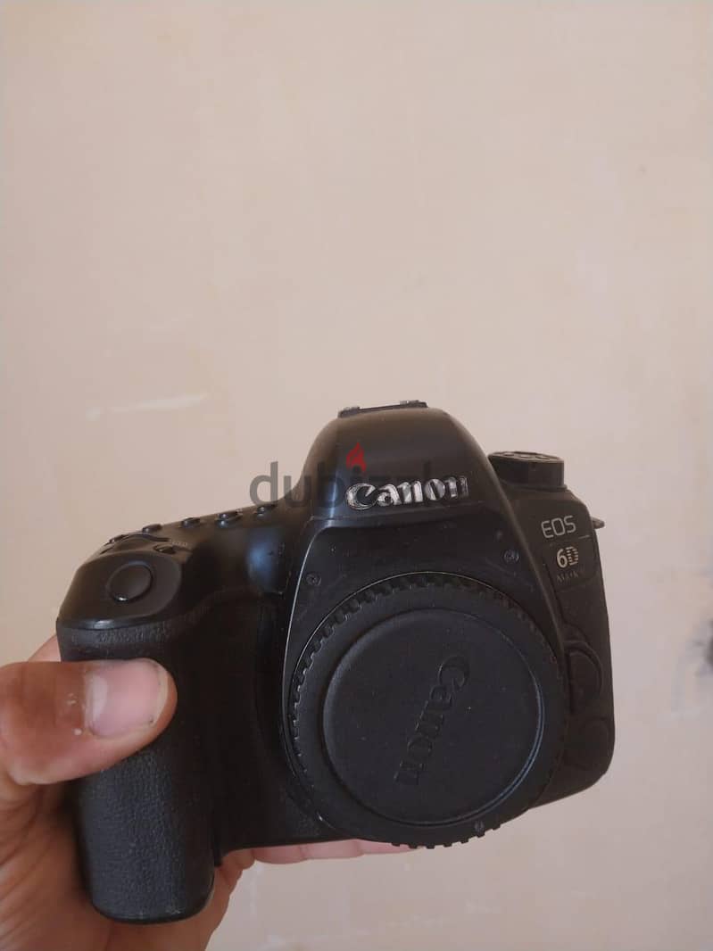 canon 6D mark 2 5