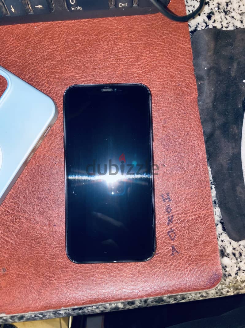 iPhone 11 2