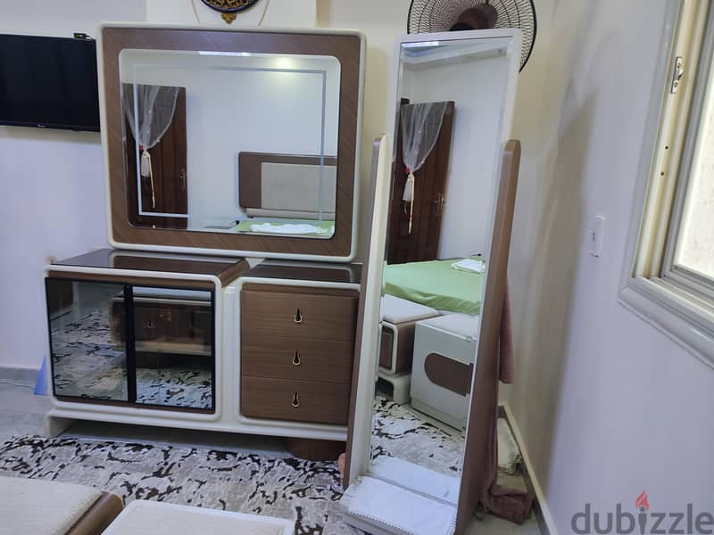 furniture 2