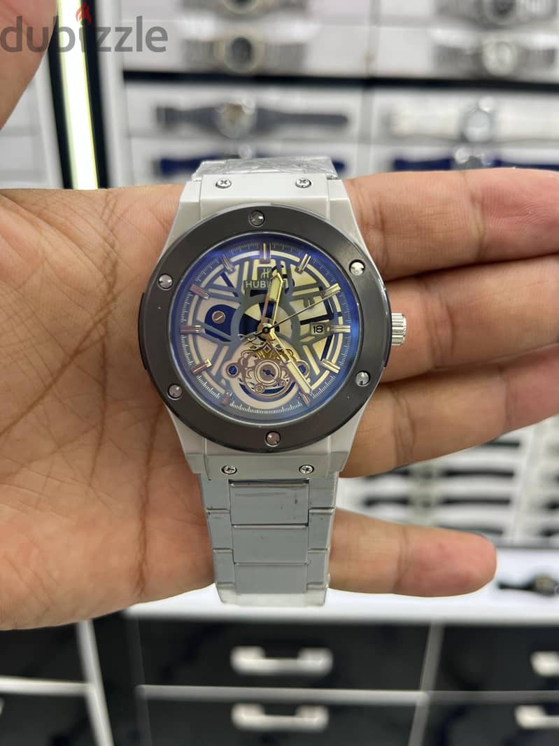 Hublot 2