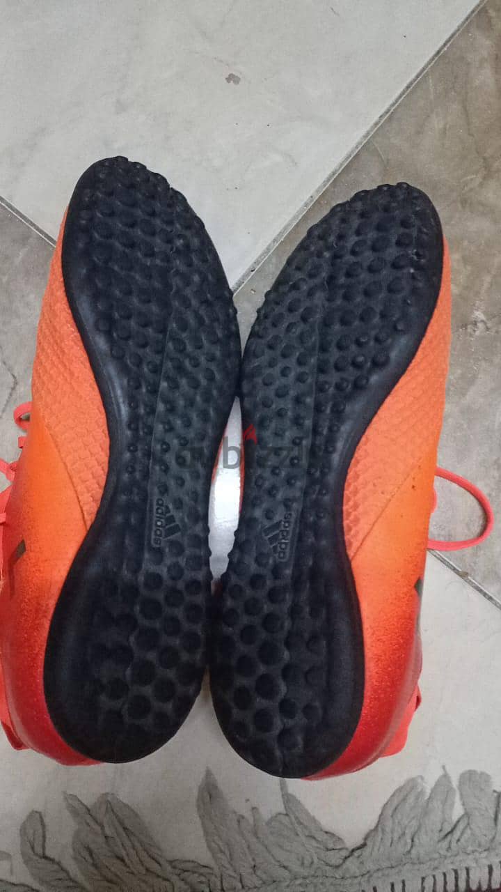 adidas 2