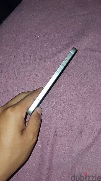 Apple - iPhone 13
