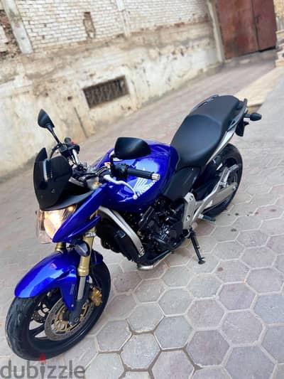 HONDA Hornet ABS