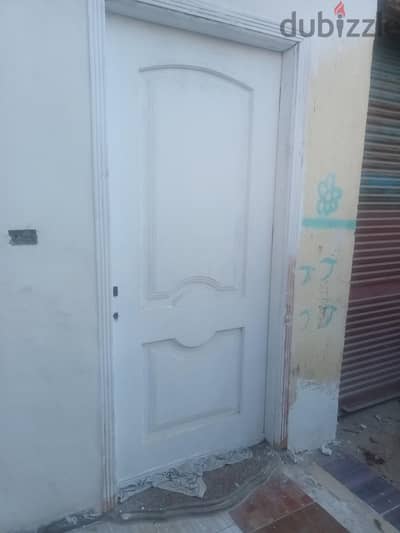 شباك وباب للبيع العجمى