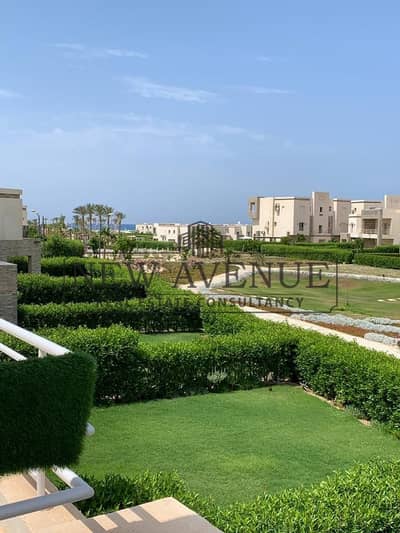 Third-row sea-view townhouse for sale in one of the best locations in Amwaj North Coast, featuring a beautiful sea view, premium finishing, and a grea