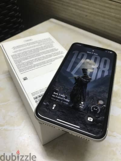 Apple - iPhone 11