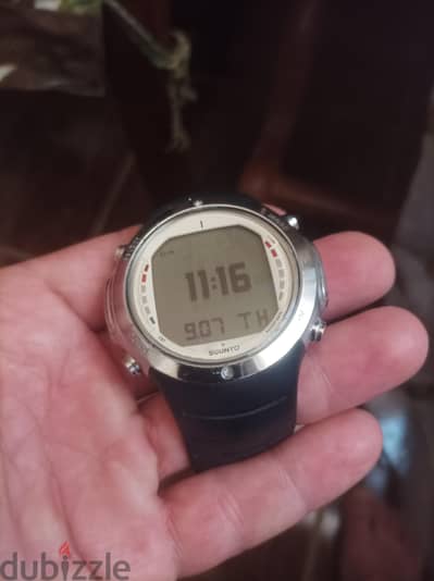 suunto D6