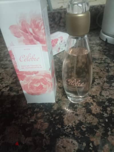 ٢ برفيوم celebre avon
