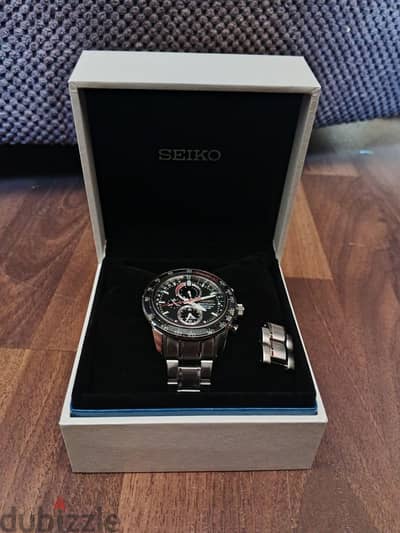Seiko Sportura V198-0AA0