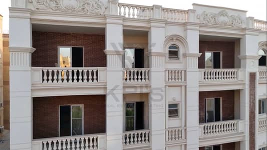 An exceptional apartment—ready for immediate move-in—in New Narges. It boasts a prime location with a direct view of a garden and is priced at half it