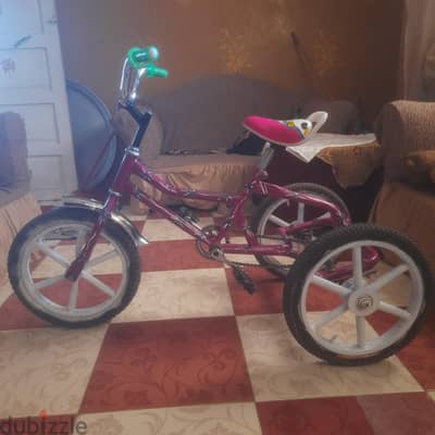 عجله اطفال ثلاثيه بحاله ممتازه01004582192