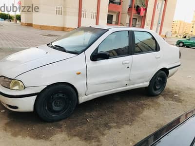 فيات سيينا 2000