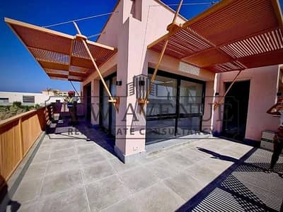 3 Bedrooms Townhouse Corner Fully Finished in Playa Ghazala