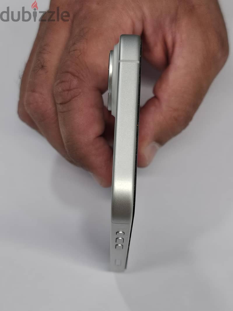 Apple - iPhone 16 1
