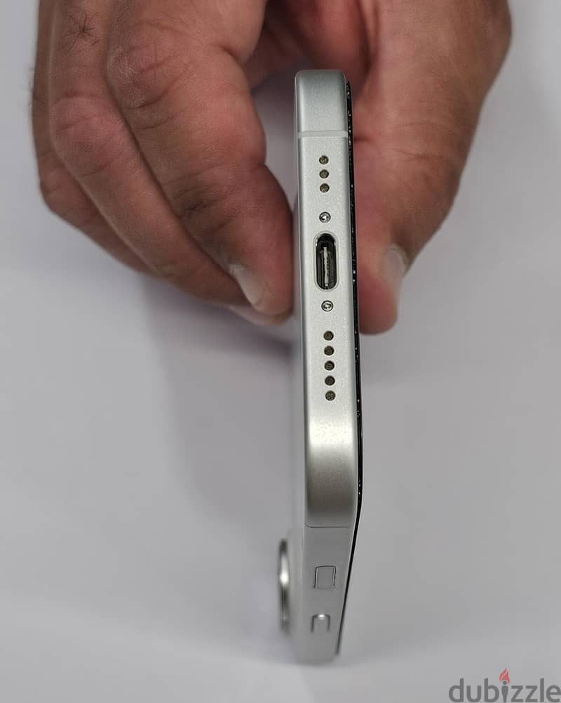 Apple - iPhone 16 3