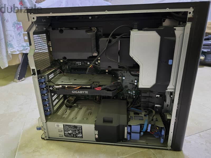 *Dell Precision Tower 7810* 1