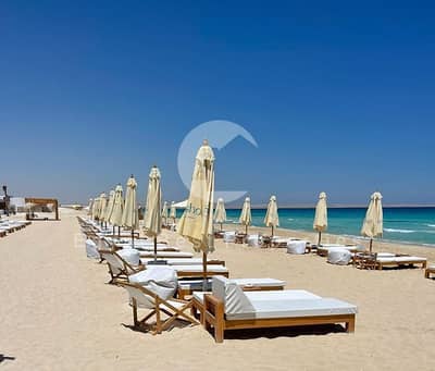 Own your 1-bedroom chalet in Hyde Park Sea Shore, in the Lagoon Town phase, one of the most beautiful phases in Sea Shore. Small, one-bedroom chalet f