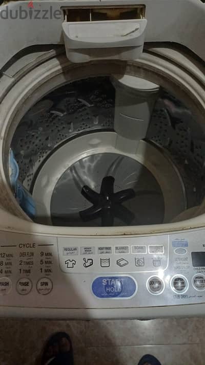 غسالة توشيبا فوق اتوماتيك  ١١ كجم للبيع