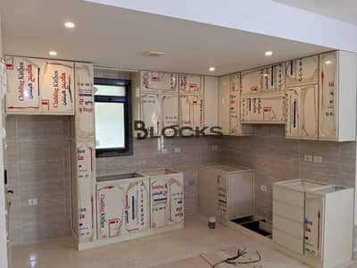شقة للإيجار في فاي سوديك بالمطبخ والتكييفات