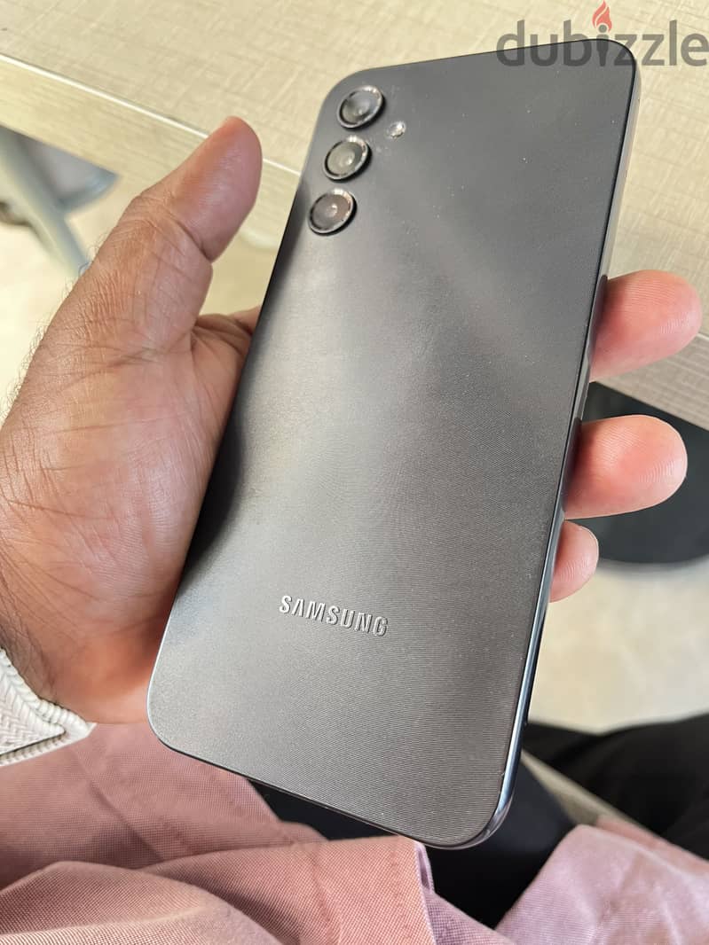 Samsung A14 1