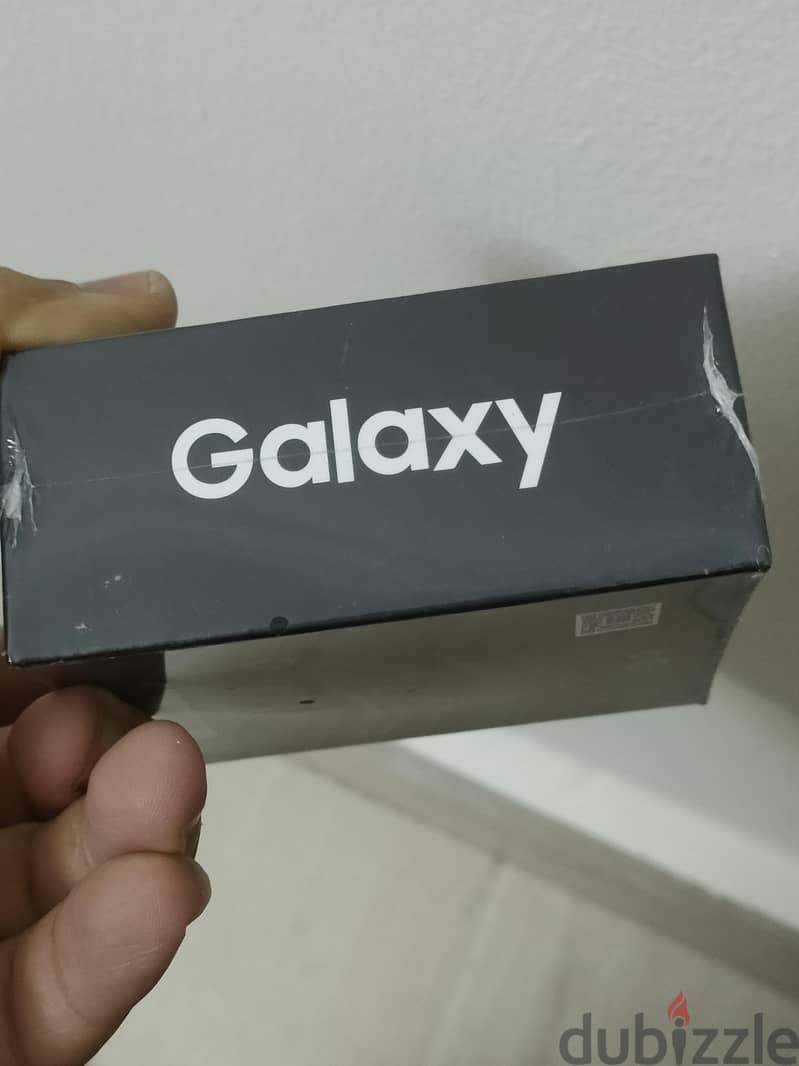 galaxy buds pro  Excellent condition  Barely u 3
