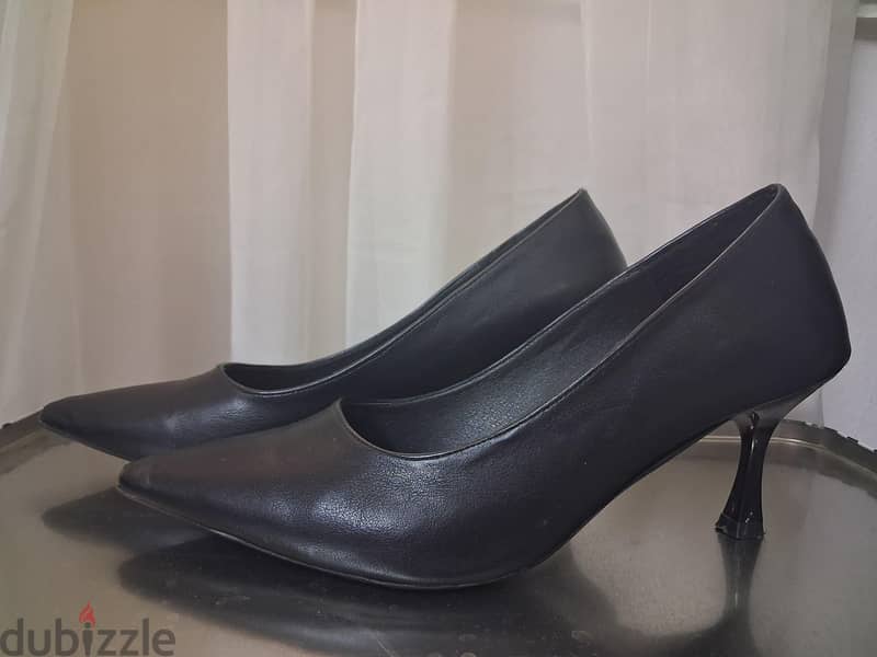 black heels 3