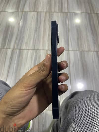 Apple - iPhone 13