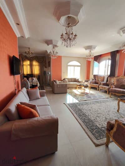 Apartment 220m for sale at a special price in Sheikh Zayed, 9th district