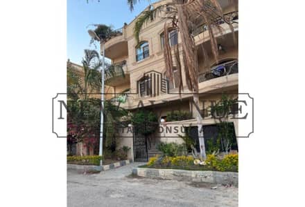 Super lux finishing - ready to move - Parking slot - Duplex for sale in Street 70 - District 1 - new Cairo