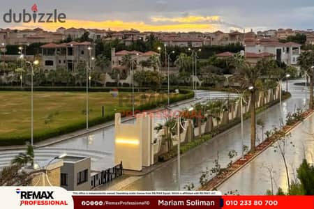 open view overlooking the largest plaza apartment with a private garden for sale in Alex West