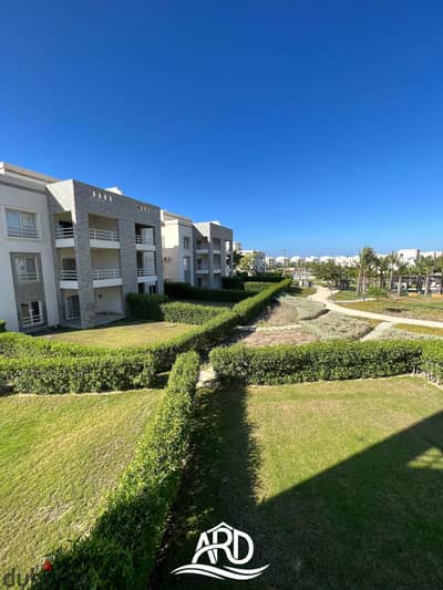 Chalet For Rent in Amwaj North Coast With Garden and pool View