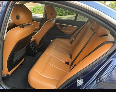 BMW 318 2019