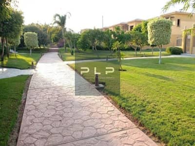 Lowest price on the market: Fully finished twin house with an open view of the landscaping, ready to move, in La Terra Compound.